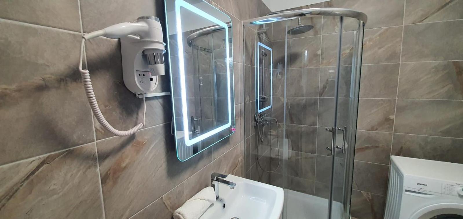 Alezzi Luxury Apartment Spa Resort Piscina Incalzita Sauna Parking ナボダリ エクステリア 写真