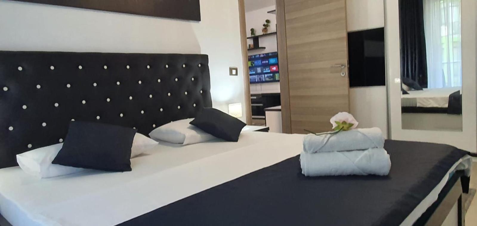 Alezzi Luxury Apartment Spa Resort Piscina Incalzita Sauna Parking ナボダリ エクステリア 写真
